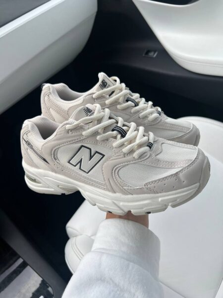 New Balance 530 beige