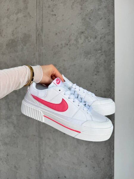 Nike Court Legacy Crimson