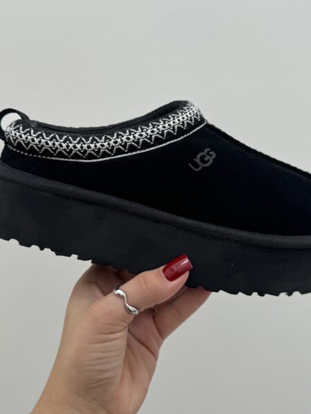 UGG Tasman Black