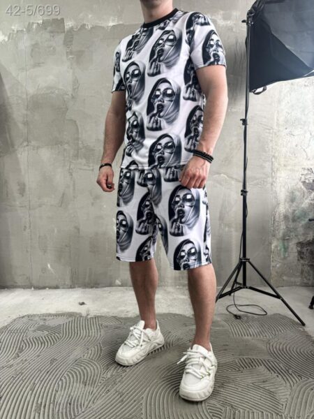 Спортивний літній костюм