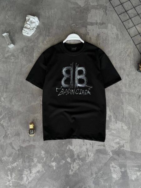 Футболка Balenciaga
