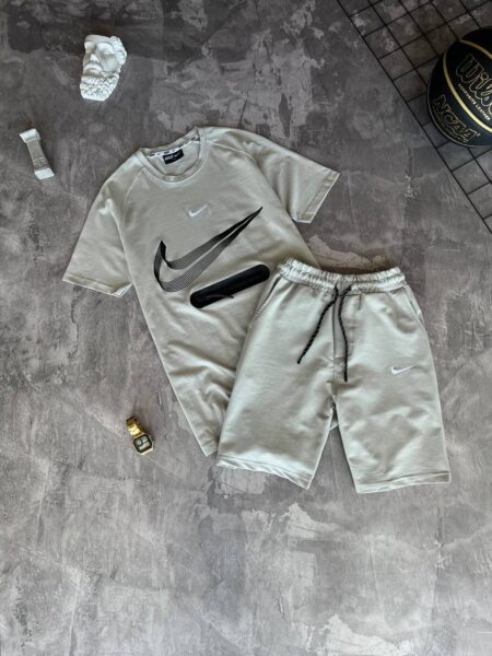 Спортивний літній костюм Nike