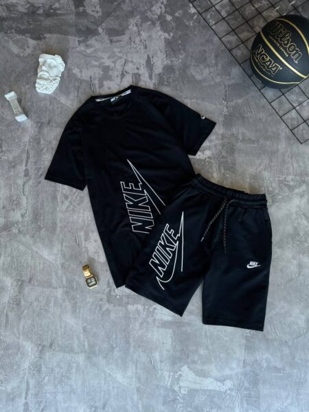 Спортивний літній костюм Nike