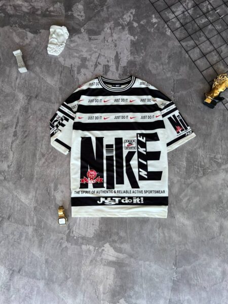 Футболка Nike