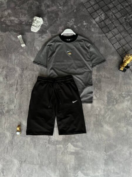 Спортивний літній костюм Nike