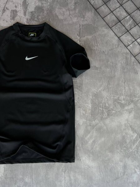 Футболка Nike