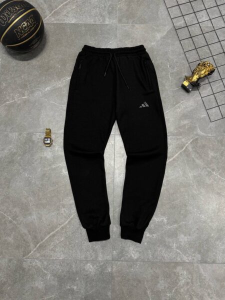 Спортивні штани Adidas