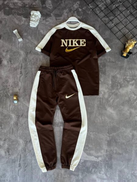 Костюм спортивний Nike