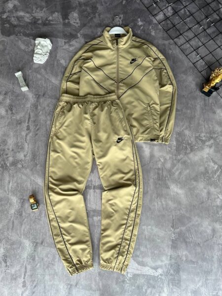 Костюм спортивний Nike