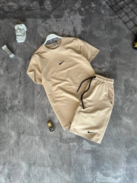 Спортивний літній костюм Nike