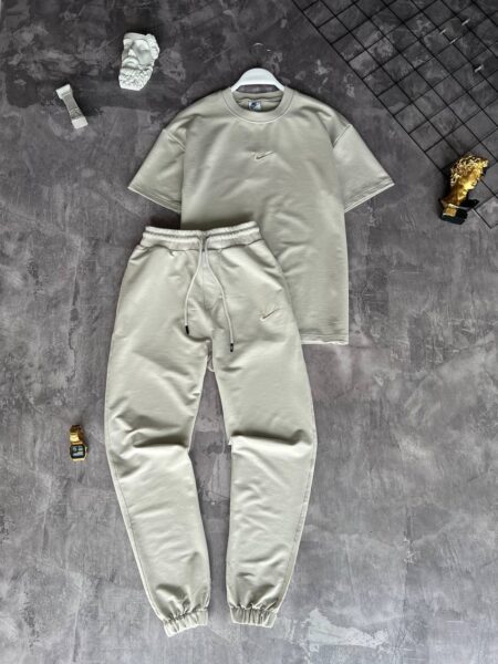 Костюм спортивний Nike