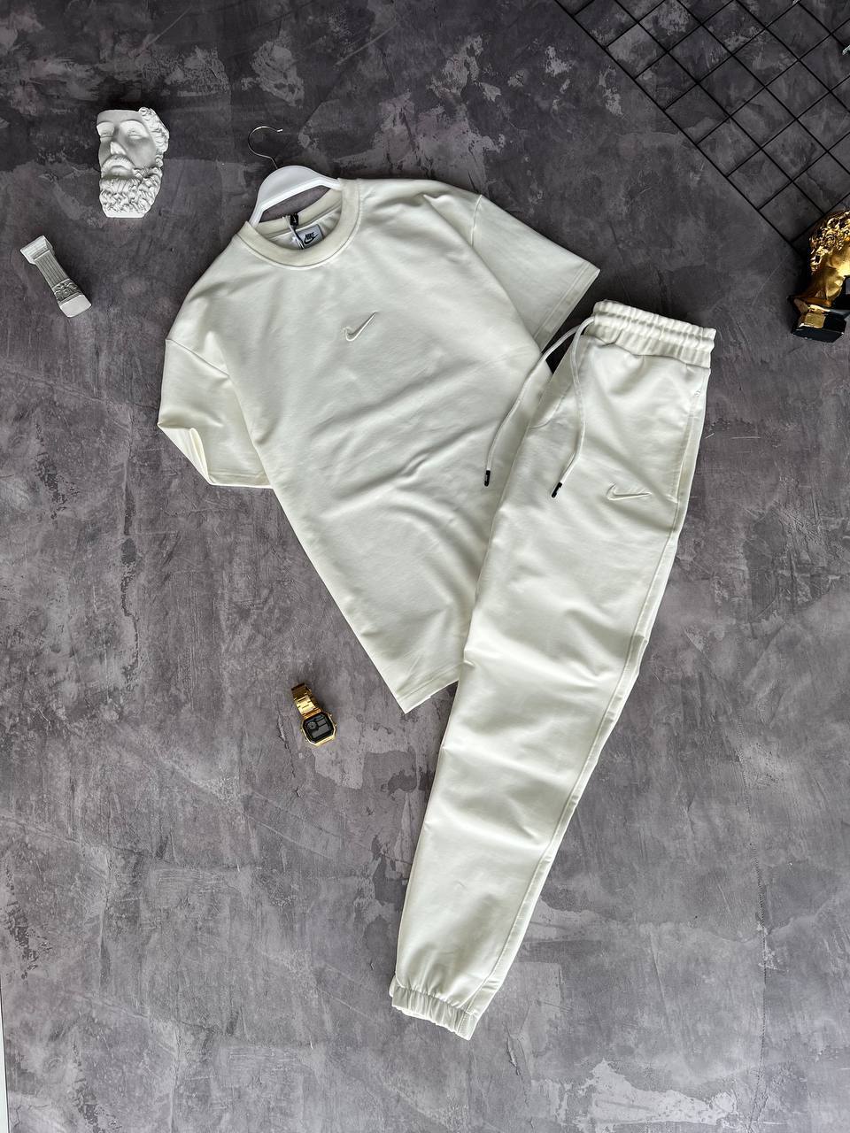 Костюм спортивний Nike - Зображення 4