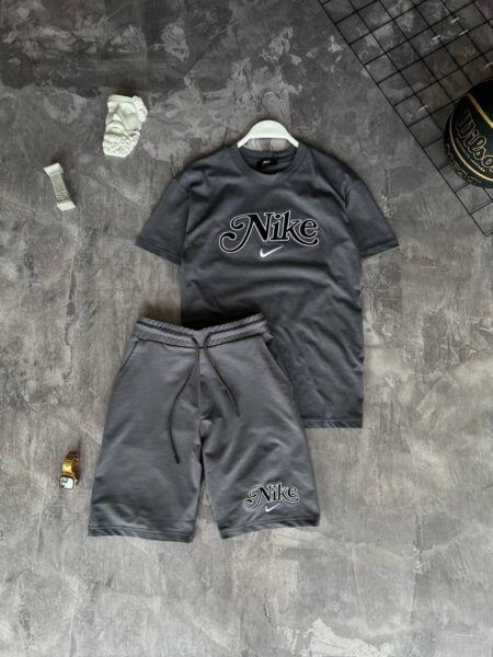 Спортивний літній костюм Nike