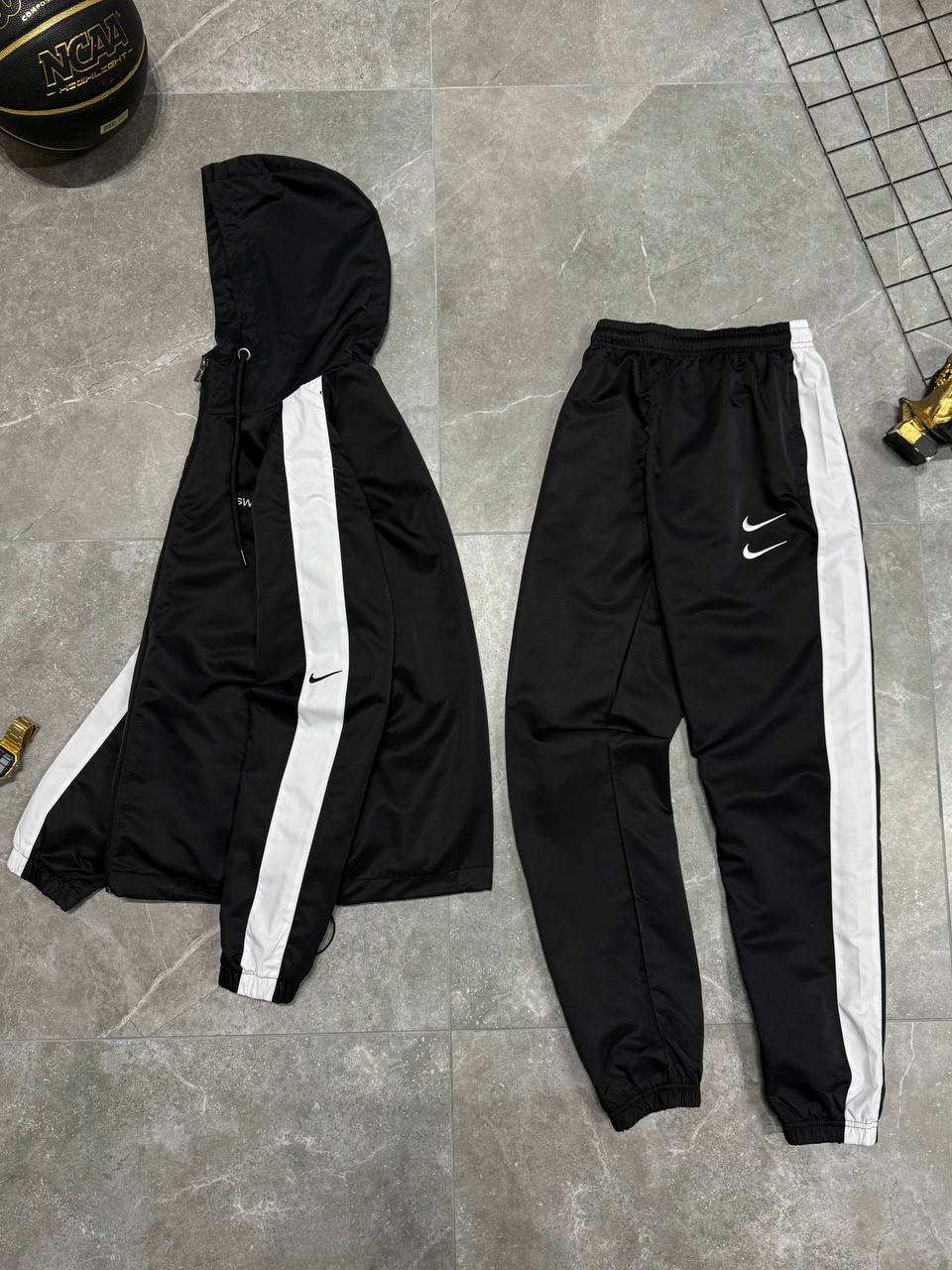 Костюм спортивний Nike - Зображення 2