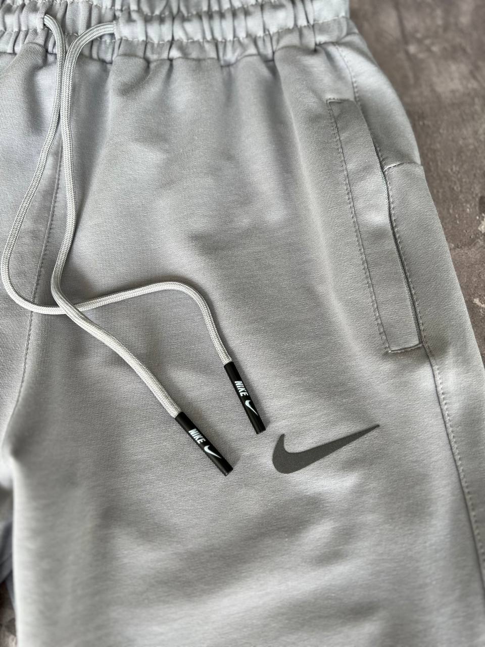 Спортивні штани Nike - Зображення 4