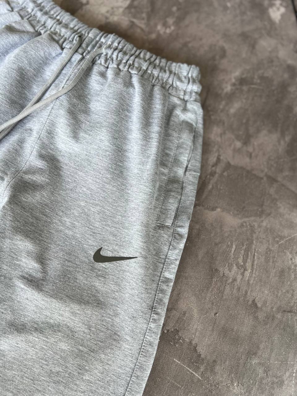 Спортивні штани Nike - Зображення 2