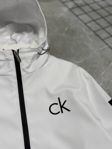 Вітрівка Calvin Klein