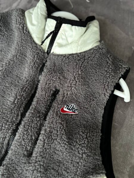 Жилетка Nike