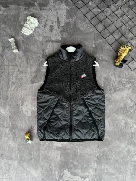 Жилетка Nike