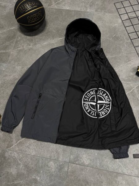 Вітрівка Stone Island