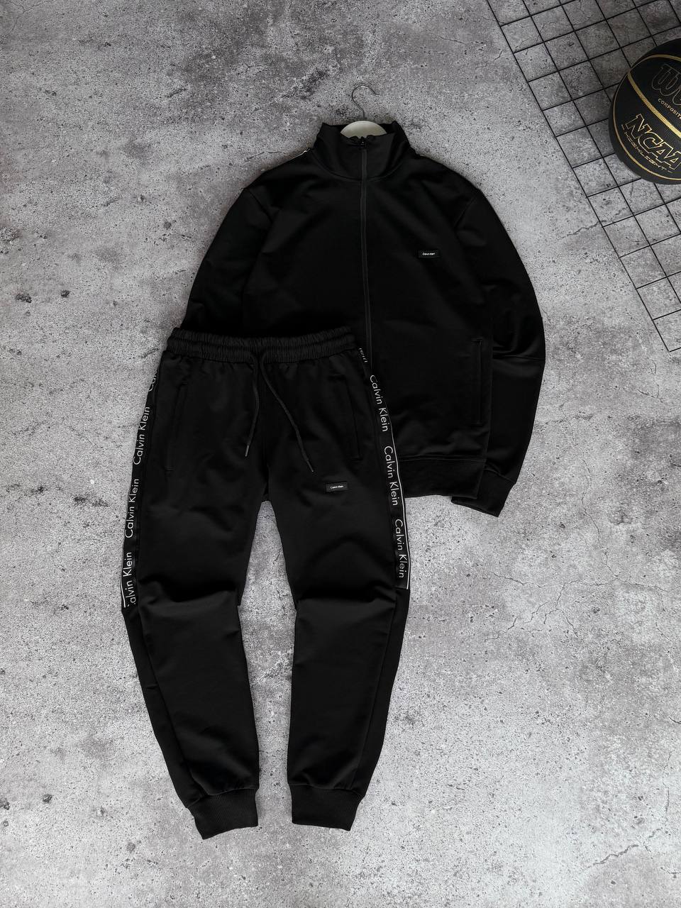 Костюм спортивний Calvin Klein
