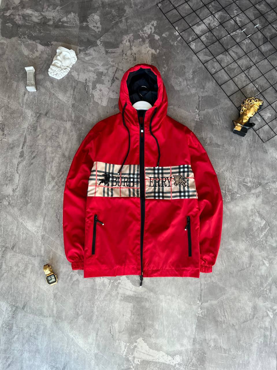 Вітрівка Burberry