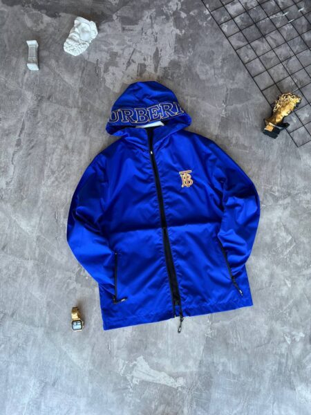Вітрівка Burberry