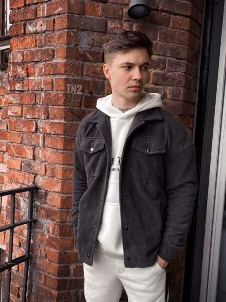 Бомбер