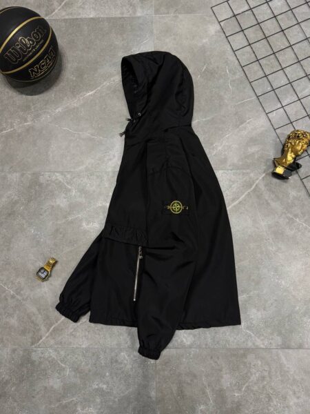 Вітрівка Stone Island