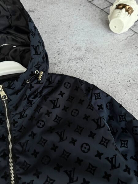 Вітрівка Louis Vuitton