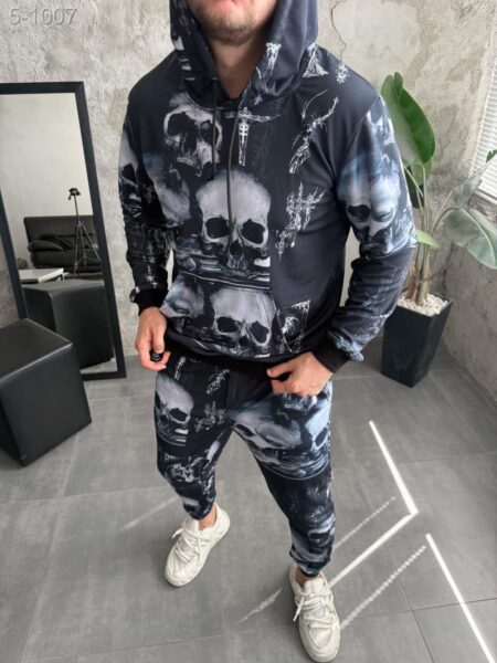Костюм спортивний