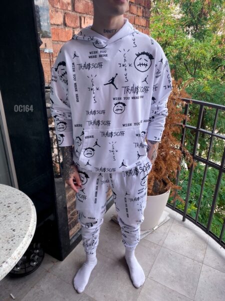 Костюм спортивний
